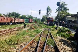 Người đàn ông bị tàu hỏa húc văng, tử vong tại chỗ