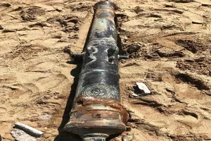 Thông tin thêm về khẩu súng thần công triều Nguyễn mới phát lộ