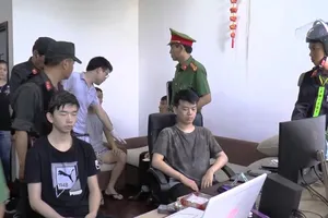 Đưa nhóm tổ chức đánh bạc ở Đà Nẵng ra Quảng Ninh bằng máy bay