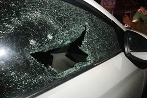 Đà Nẵng: Đỗ xe đi gặp bạn, bị trộm đập kính lấy tài sản 