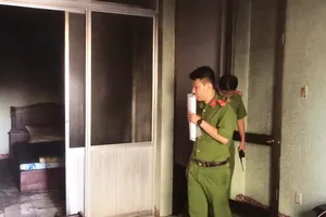 Bảo vệ nghe mùi khét, đi kiểm tra thì phát hiện cháy công ty