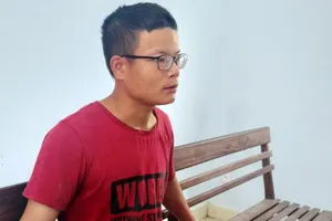 Thanh niên túng quẫn, vét tiền đi mua dâm rồi cướp