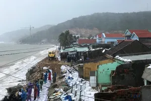 1 người tử vong khi gia cố nhà chống bão số 6