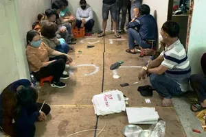 Bắt sòng bạc thu tiền theo giờ ở Đà Nẵng