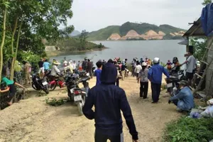 Từ TP.HCM đến Đà Nẵng dã ngoại, bị đuối nước