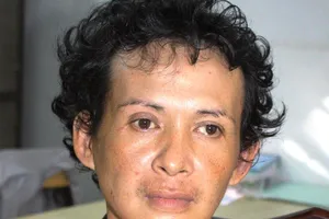 Người đàn ông chuyên giả nữ đi trộm tài sản