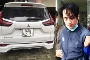 Lái ô tô 7 chỗ đi ăn trộm