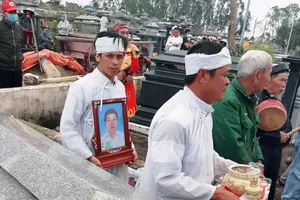 Truy tìm tài xế tông tử vong người phụ nữ rồi bỏ trốn