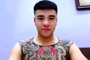 Tài xế nuốt thẻ nhớ camera hành trình để hủy chứng cứ