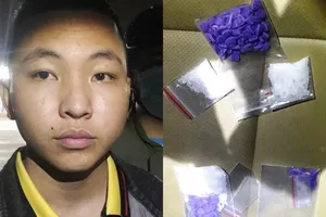 Kẻ buôn ma túy bung cửa ô tô định chạy nhưng bất thành