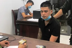 Đà Nẵng: Nam thanh niên tàng trữ ma túy tính hối lộ cảnh sát 911