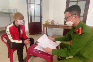 Nam thanh niên về từ Malaysia, vừa xong cách ly thì bị bắt