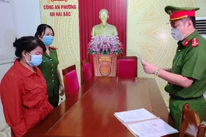 Chủ nhóm giữ trẻ lên mạng mua sổ hồng giả mang đi lừa đảo