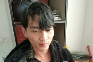 Trộm 250 triệu đồng của người dì đi hát karaoke 