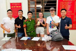 Đà Nẵng: Nữ du khách Đức thất lạc hộ chiếu được công an nhanh chóng tìm trả