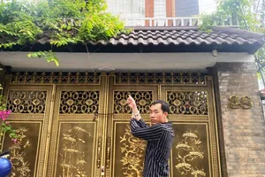 Kẻ trộm thích đột nhập nhà giàu, trộm tiền và rượu ngoại