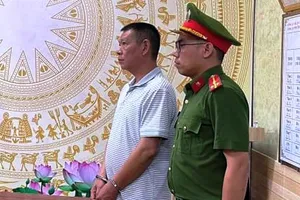2 vợ chồng bị bắt vì mượn tiền 'nộp' cho nhóm lừa đảo ở nước ngoài