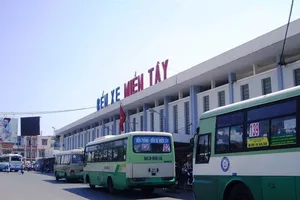 Di dời bến xe miền Tây về Phú Mỹ Hưng