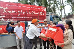 Hưng Thịnh tặng 3 triệu cuốn vở cho học sinh vùng lũ