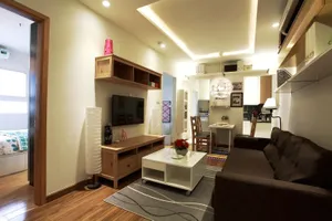 Thi công ba ca để kịp giao nhà trước tết