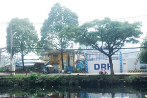 Cẩn trọng với cổ phiếu của doanh nghiệp địa ốc