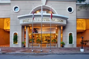 Đại gia Singapore bán khách sạn ở phố đi bộ Nguyễn Huệ