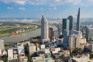 Đua xả hàng bất động sản trên “đất vàng” Sài Gòn