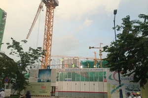 Ngân hàng và ẩn họa mang tên địa ốc 'sân sau'