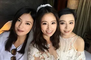 Biệt thự siêu sang của ba nàng “Hoàn châu cách cách“