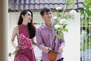 Thủy Tiên khoe biệt thự đẹp ngất ngây trong ngày tết 
