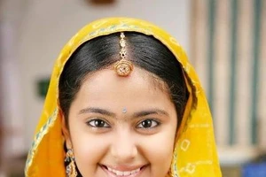 Ngôi sao Ấn Độ - Cô dâu 8 tuổi trở lại Việt Nam