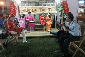 Mở cửa Hội chợ hoa xuân – đường hoa Phú Mỹ Hưng