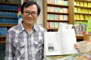 Xem kịch và được Nguyễn Nhật Ánh ký tặng sách