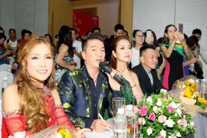 Làm phó giám đốc trở lên mới được thi sắc đẹp