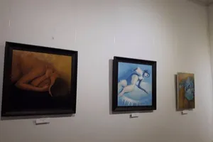 Xuân thì 2 - tranh khỏa thân ló dạng