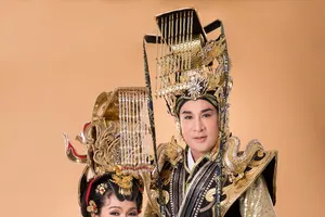 Tái dựng Xử án Phi Giao Ngọc Huyền khắc khẩu KimTử Long