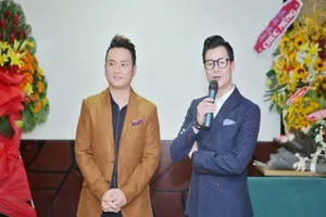 Ca sĩ Ngôi sao miền Tây bất ngờ tái xuất