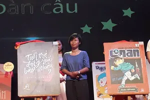 Tác giả trẻ Rosie Nguyễn nhận giải Sách được yêu thích
