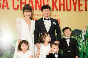 Dàn sao đông đảo xem Lật mặt 3 và khóc