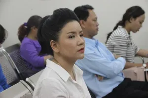 Y án vụ Ngọc Trinh thắng vụ kiện Nhà hát Kịch TP.HCM