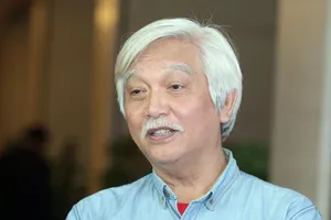 Ông Dương Trung Quốc không chấm thi Hoa hậu VN đêm 23-6