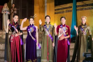 Philippines đạt giải trình diễn áo dài đẹp nhất tại Hội An
