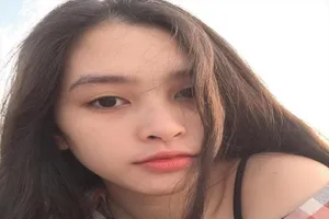 Ngắm mặt mộc xinh đẹp, đời thường của tân hoa hậu 2018