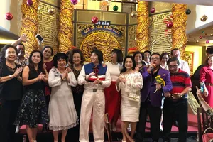 NS Minh Vương giỗ tổ hoành tráng, nghệ sĩ nô nức tham dự