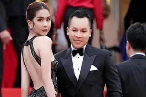 Ông bầu Ngọc Trinh bị tố quỵt tiền đưa người đi tiệc ở Cannes