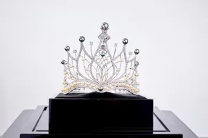 Hoa hậu Di sản 2019 công bố vương miện 2,5 tỉ