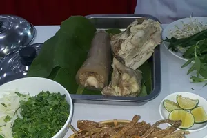 Độc đáo phở nấu với sâm Ngọc Linh đánh bại nhiều đối thủ