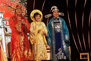 Hình ảnh TP.HCM trọng thể trao tặng danh hiệu NSND, NSƯT