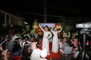 Phim về đời lô tô: Ngôi nhà buổi chiều buồn tênh