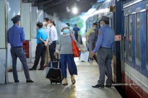 Tết đến, mong dịch vụ tàu hoả được nâng cao